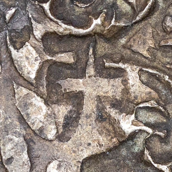 戼 - (variant of 卯) mǎo - 4th earthly branch