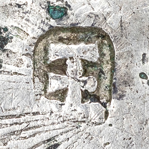 王 - wáng - king, ruler