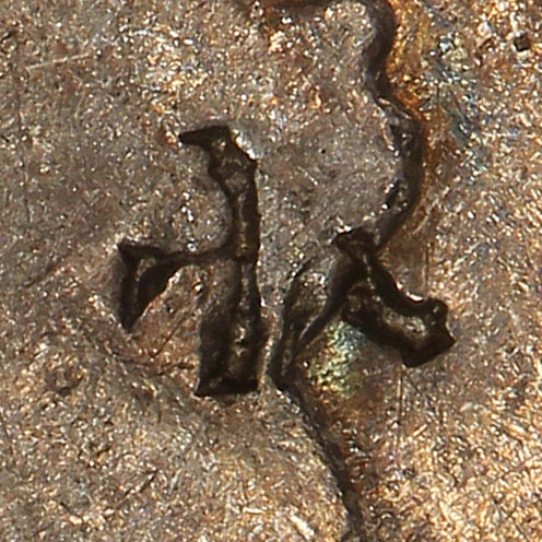 小 - xiǎo - small, tiny, insignificant