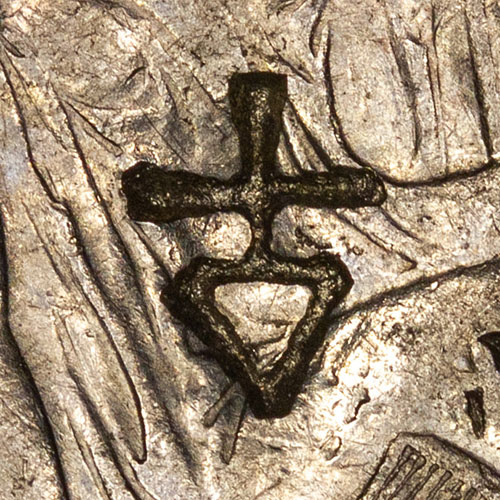 古 - gǔ - ancient, old