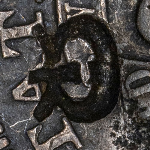 Most likely 勽 - Cursive (Caoshu) script variant of 勽 - bào - to cover, to brood, to sit on eggs (variant of 菢), to hold, to embrace (variant of 抱)